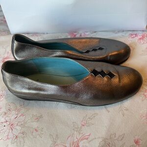 Thierry Rabotin Grace Flats